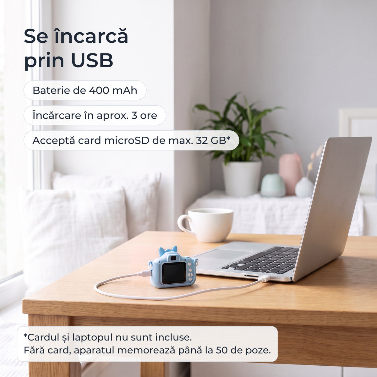 Aparatul foto albastru la încărcat prin cablu USB: baterie de 400 mAh, încărcare în aprox. 3 ore 