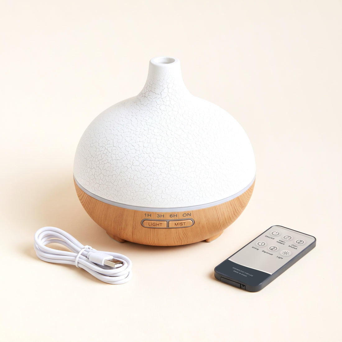 Difuzor de aromaterapie 500 ml, capac alb craquelé și bază cu aspect de lemn, cu telecomandă și cablu USB
