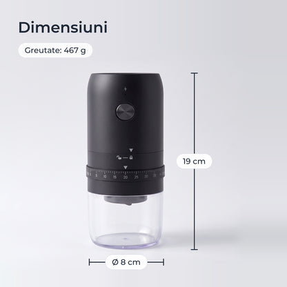 Dimensiunile râșniței: 19 cm înălțime, 8 cm diametru, 467 g 